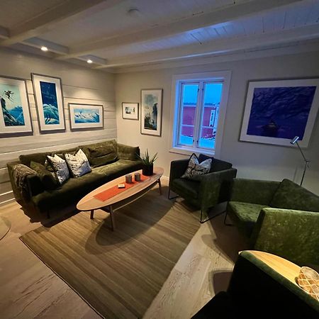 Kjosen Lodge, Lyngen. Lyngseidet Luaran gambar
