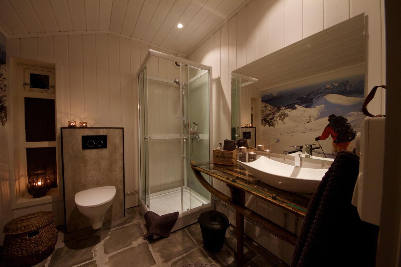Kjosen Lodge, Lyngen. Lyngseidet Luaran gambar