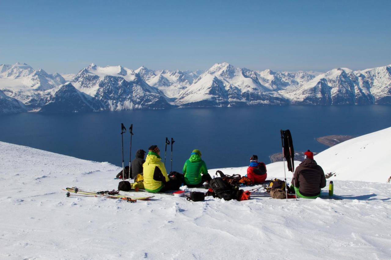 Kjosen Lodge, Lyngen. Lyngseidet Luaran gambar