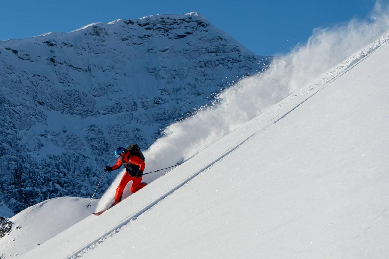 Kjosen Lodge, Lyngen. Lyngseidet Luaran gambar